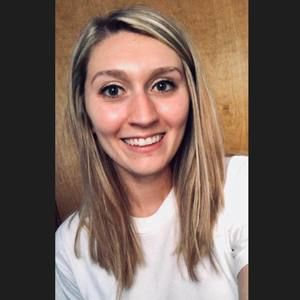 Meet your Posher, Holly